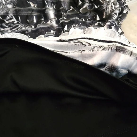 I.N. Studio Layered Ruffled Top Black & Gray Wide Band Boat Neck Women L - Picture 7 of 11